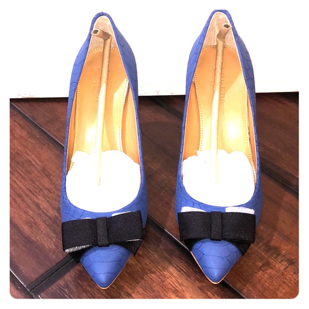 J Crew Isabelle Embossed Pumps With Bow